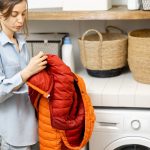 Rengøring af din dunjakke, så du ikke engang behøver at vaske den: en enkel metode mod pletter rengoering-af-din-dunjakke-saa-du-ikke-engang-behoever-at.jpg