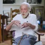 En 100-årig Hollywood-skuespiller har afsløret hemmeligheden bag sit lange liv,