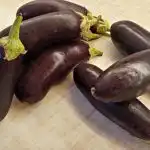 hvorfor-auberginer-altid-er-bitre-hvis-de-ikke-tilberedes-ordentligt.jpg