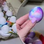 Sådan laver du "marmor"-påskeæg: et flyhack, der erobrede nettet