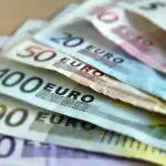 Hvorfor penge skændes med dem, man elsker: psykologien bag økonomiske konflikter i familien hvorfor-penge-skaendes-med-dem-man-elsker-psykologien-bag-oekonomiske.jpg